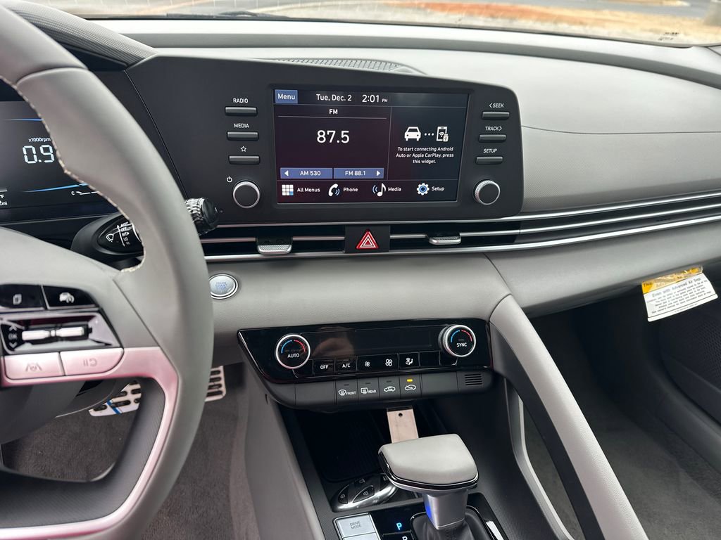 New 2025 Hyundai Elantra Sport image 27