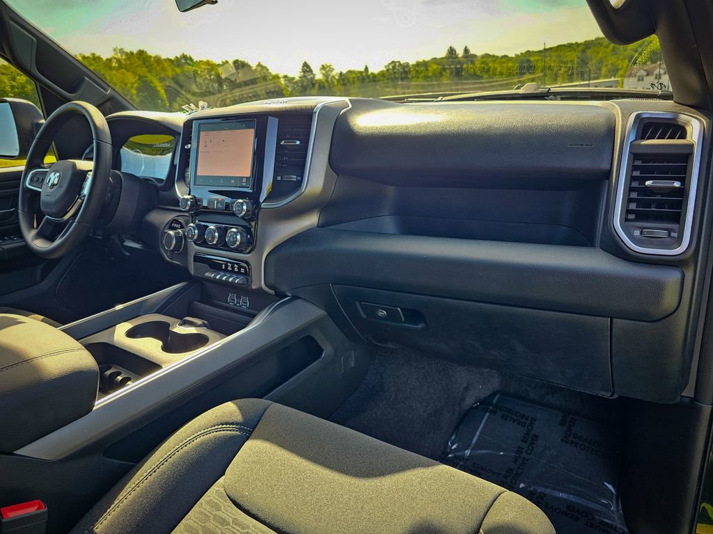 New 2026 RAM 1500 Express AWD/4WD image 35