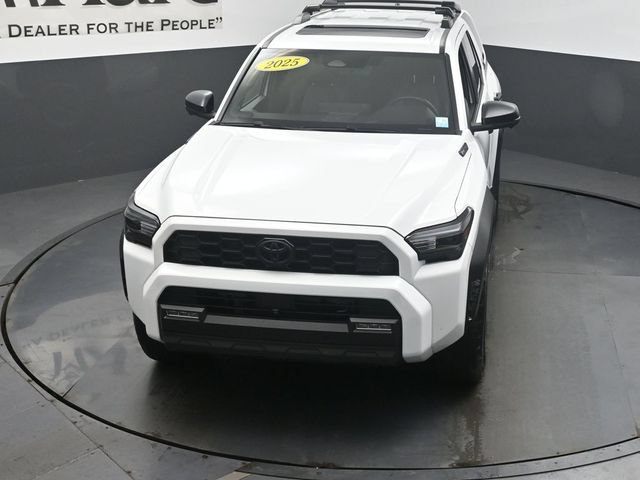 Used 2025 Toyota 4Runner TRD Off-Road Premium AWD/4WD image 60