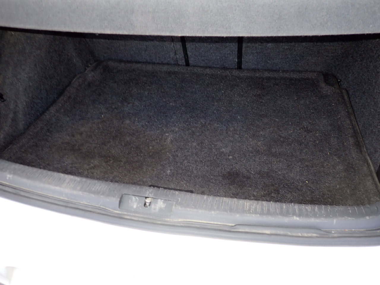 Used 2012 Volkswagen Golf 2.5L Conv & Sunroof 4 Door PZE image 20