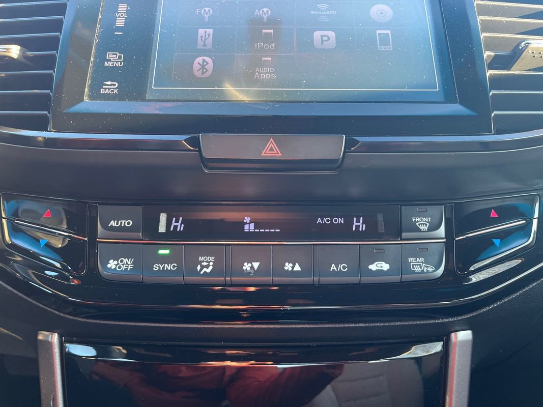 Used 2016 Honda Accord EX image 16