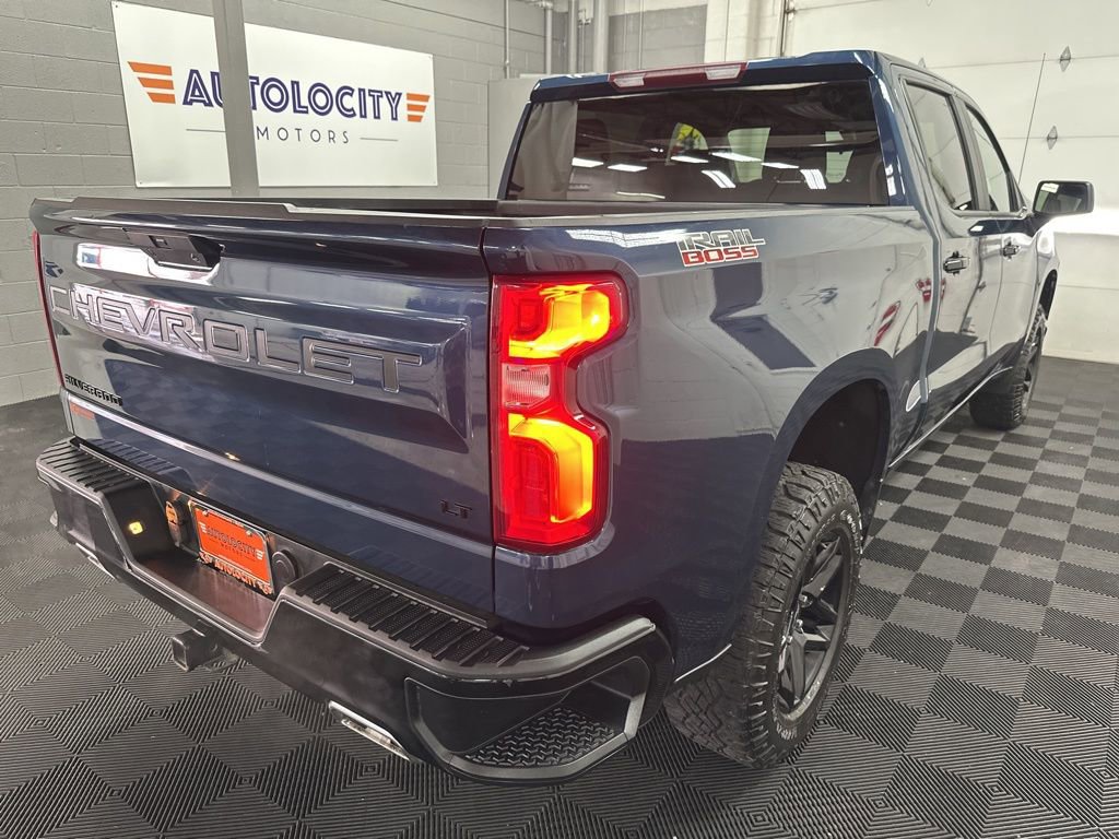 Used 2022 Chevrolet Silverado 1500 LT Trail Boss w/ Bed Protection Package image 9
