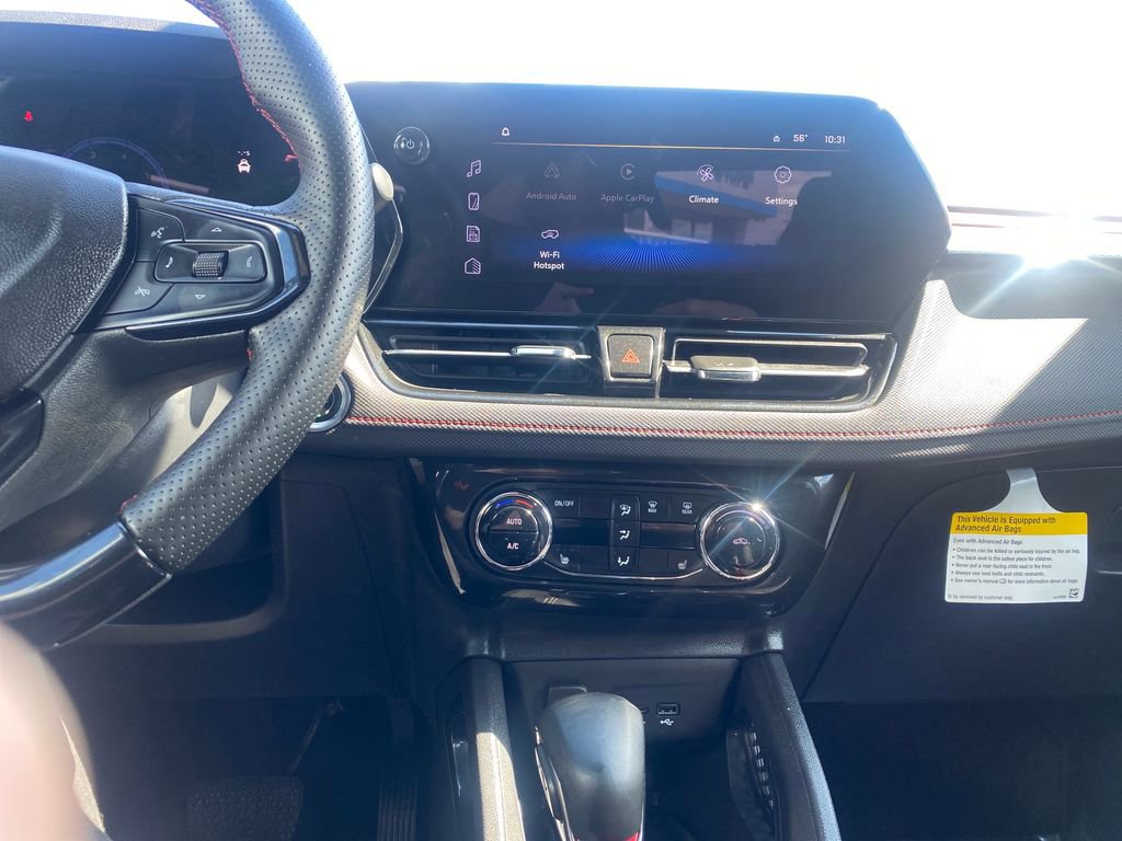 Used 2025 Chevrolet TrailBlazer RS w/ Convenience Package AWD/4WD image 17