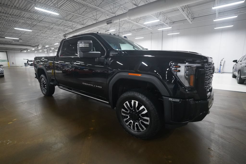 Used 2025 GMC Sierra 2500 Denali Ultimate w/ Max Trailering Package AWD/4WD image 33