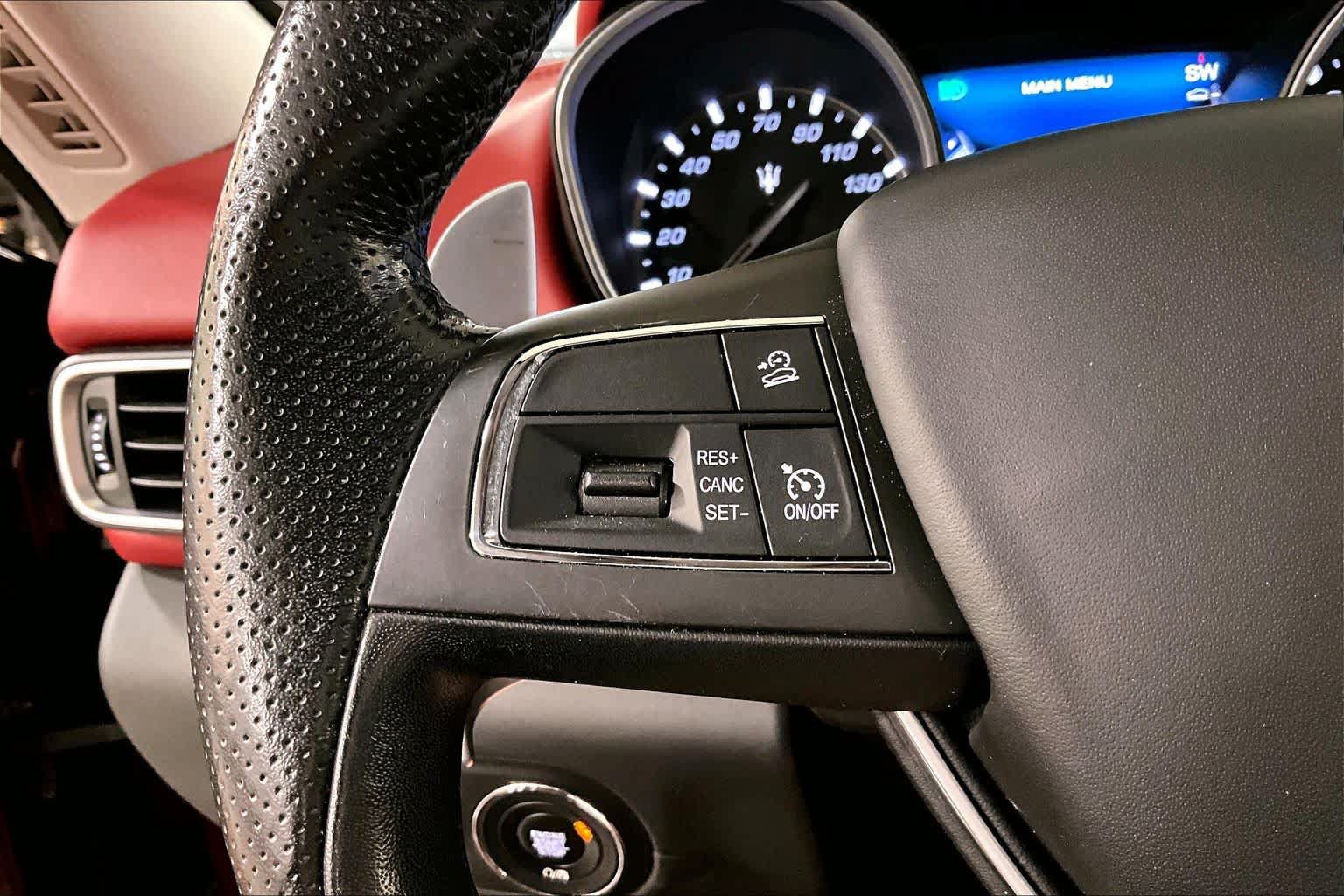 Used 2017 Maserati Levante S AWD/4WD image 24