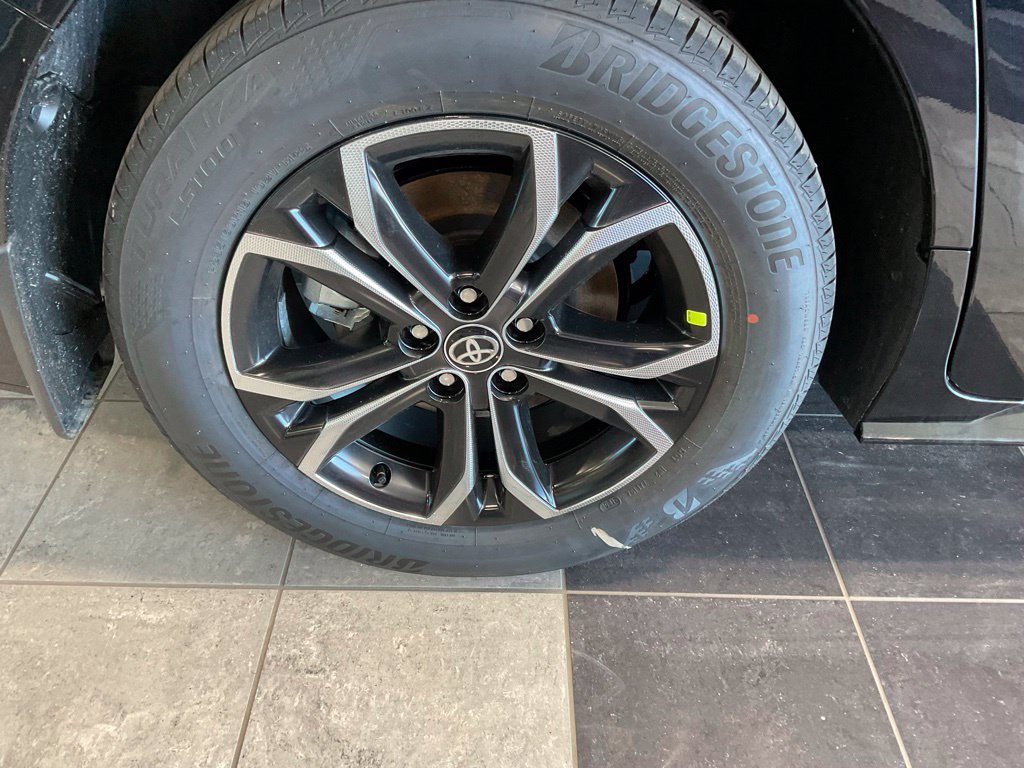 New 2026 Toyota Sienna Platinum AWD/4WD image 6