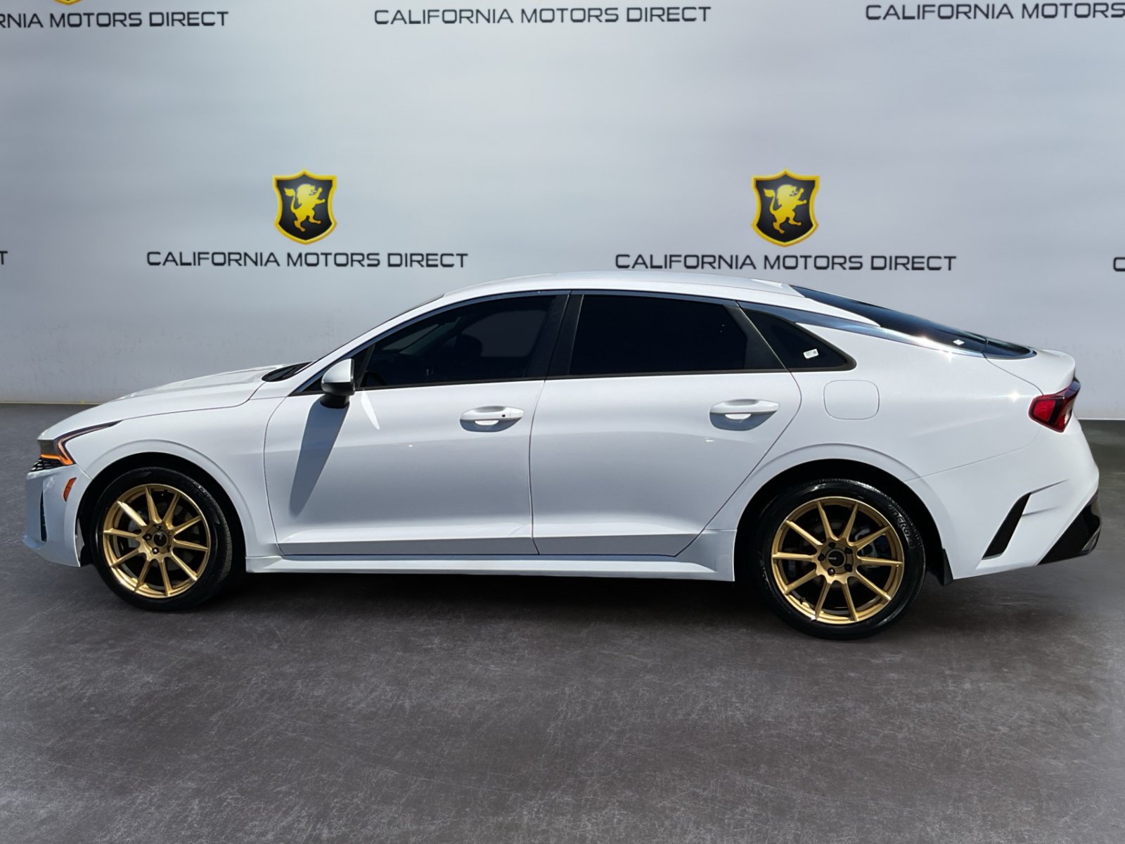Used 2021 Kia K5 LXS FWD image 8