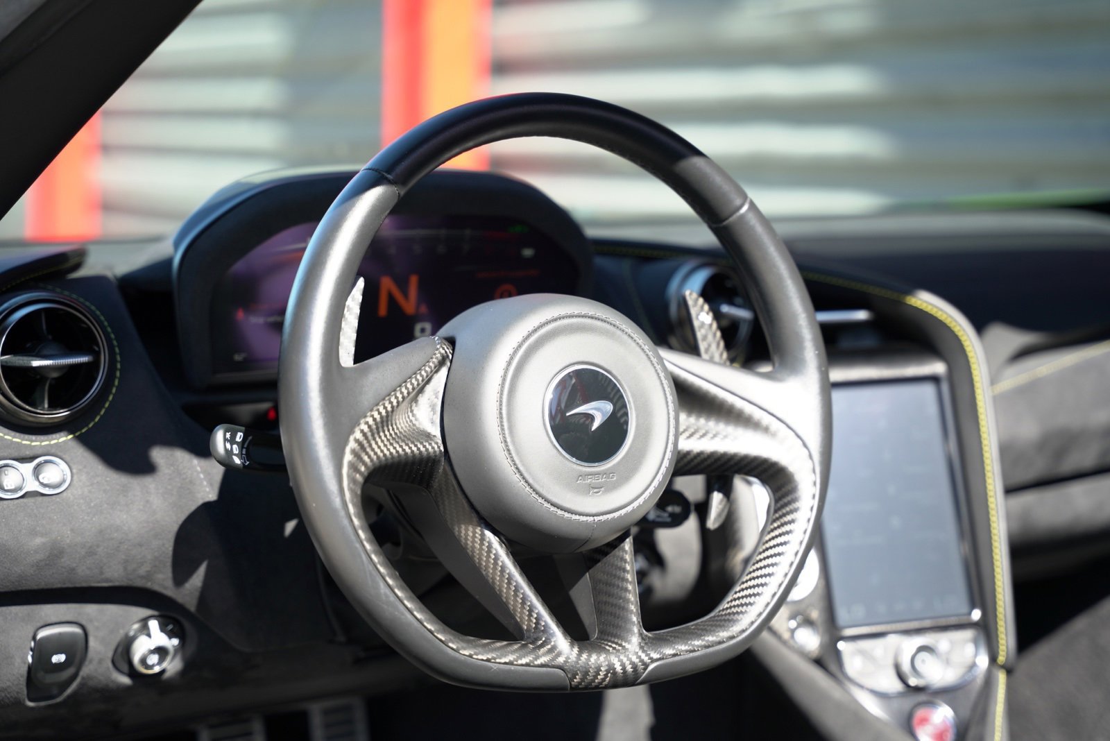 Used 2022 McLaren 720S Luxury image 15