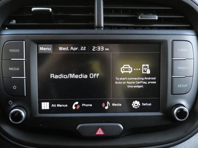 Used 2025 Kia Soul LX FWD image 21