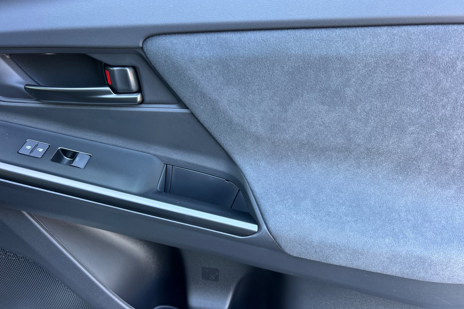 New 2026 Toyota C-HR AWD/4WD image 18