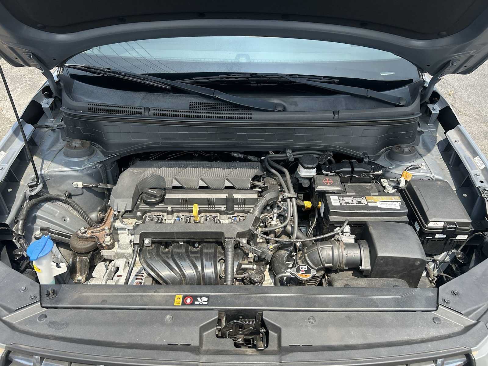 Used 2022 Hyundai Venue SEL w/ Cargo Package FWD image 18
