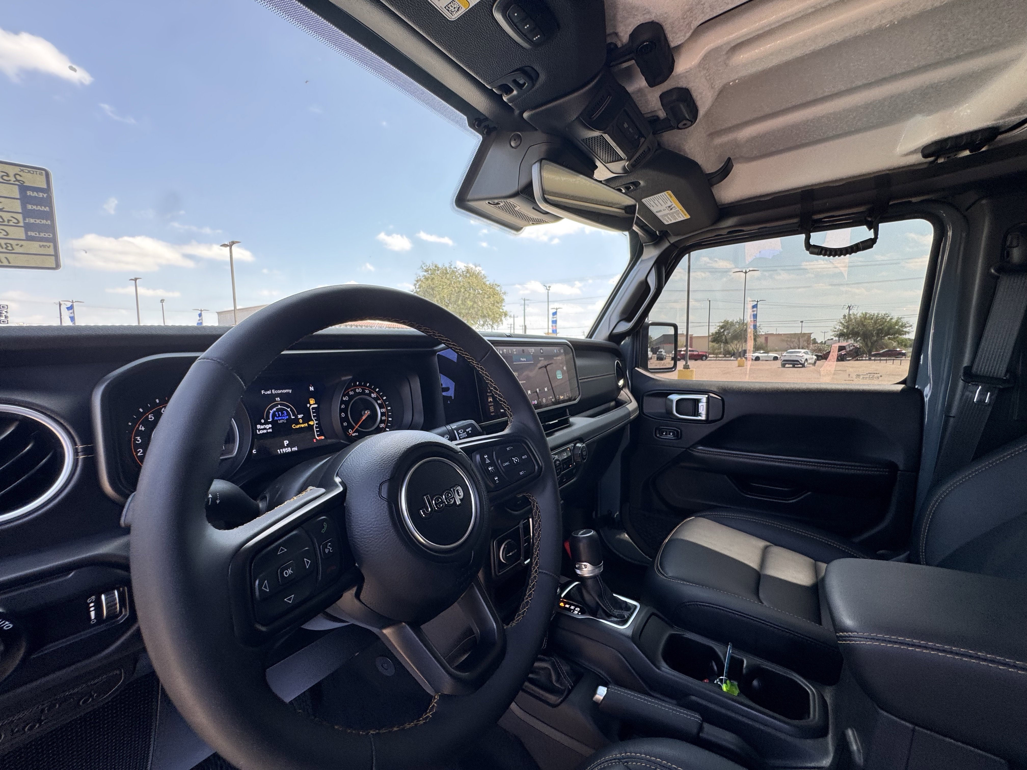 Used 2025 Jeep Gladiator Sport image 22