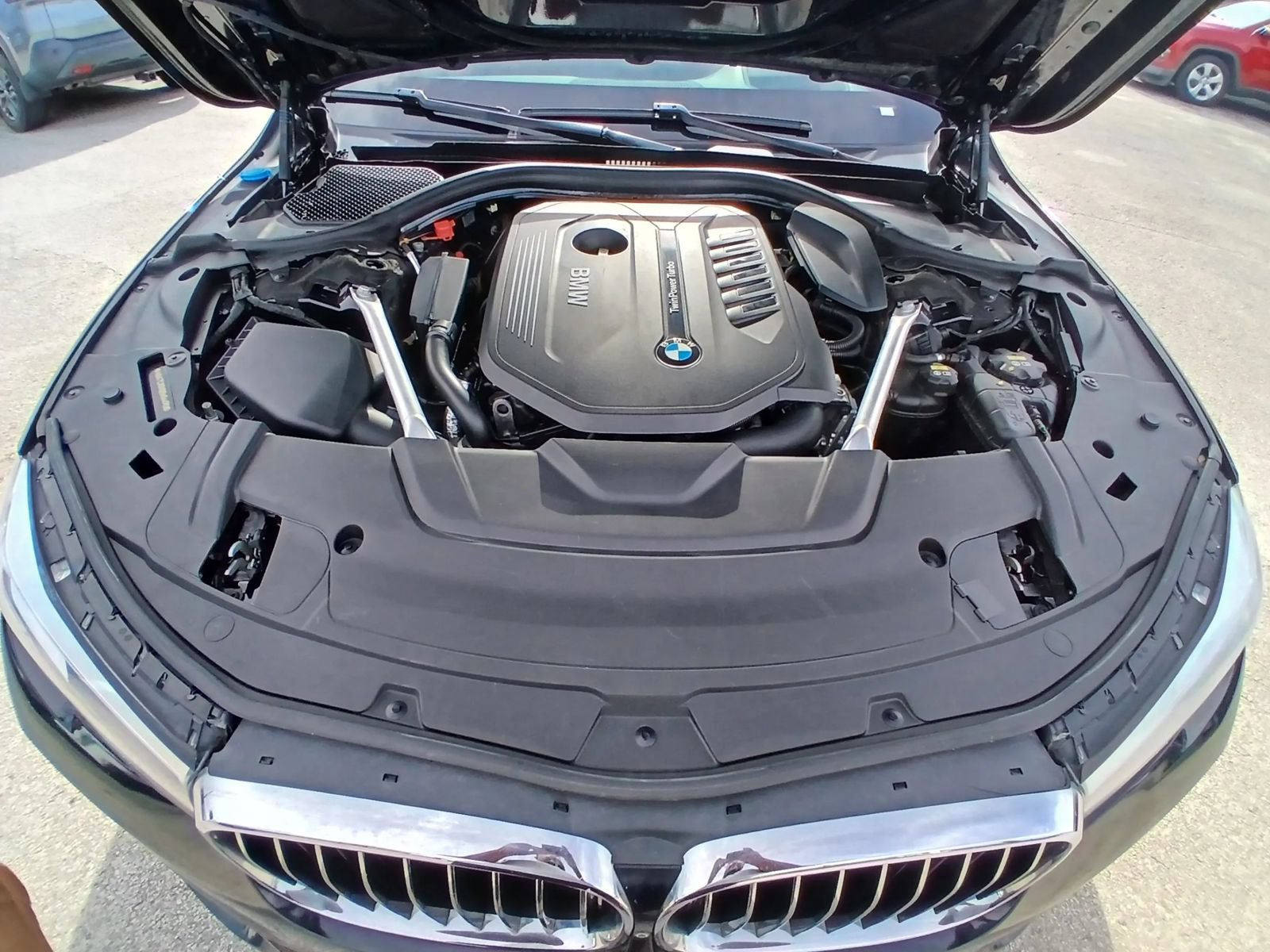 Used 2019 BMW 740i w/ Executive Package RWD image 23