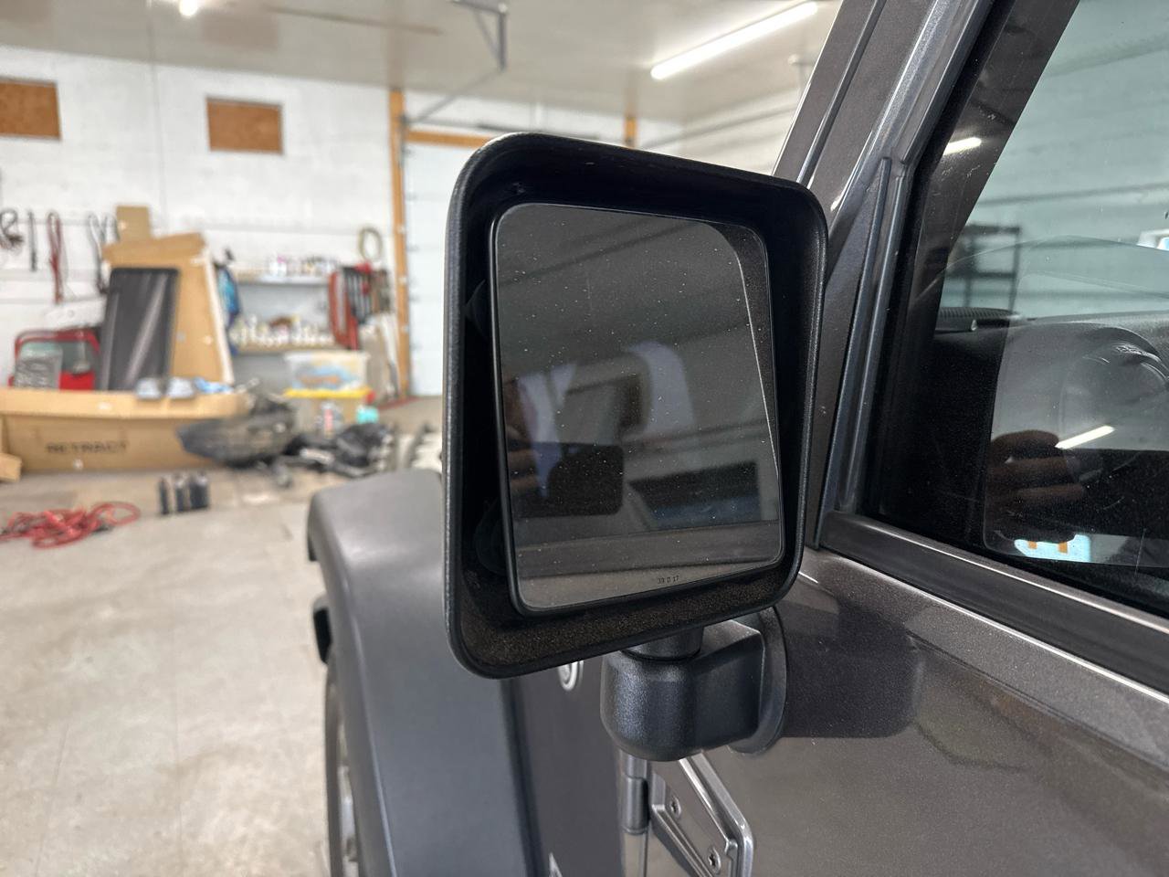 Used 2018 Jeep Wrangler Unlimited Sport w/ Connectivity Group image 68