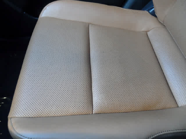 Used 2021 Lexus UX 250h w/ Premium Package AWD/4WD image 30