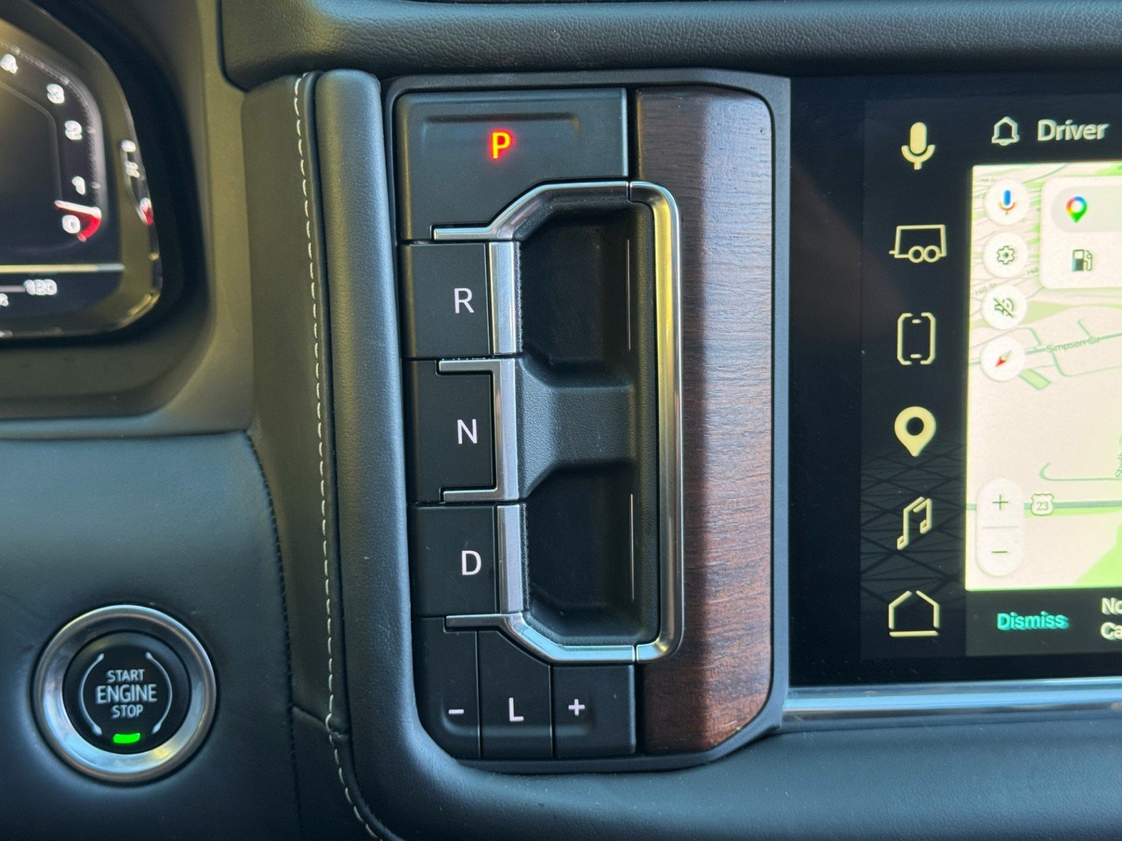 Used 2023 GMC Yukon Denali Ultimate AWD/4WD image 25