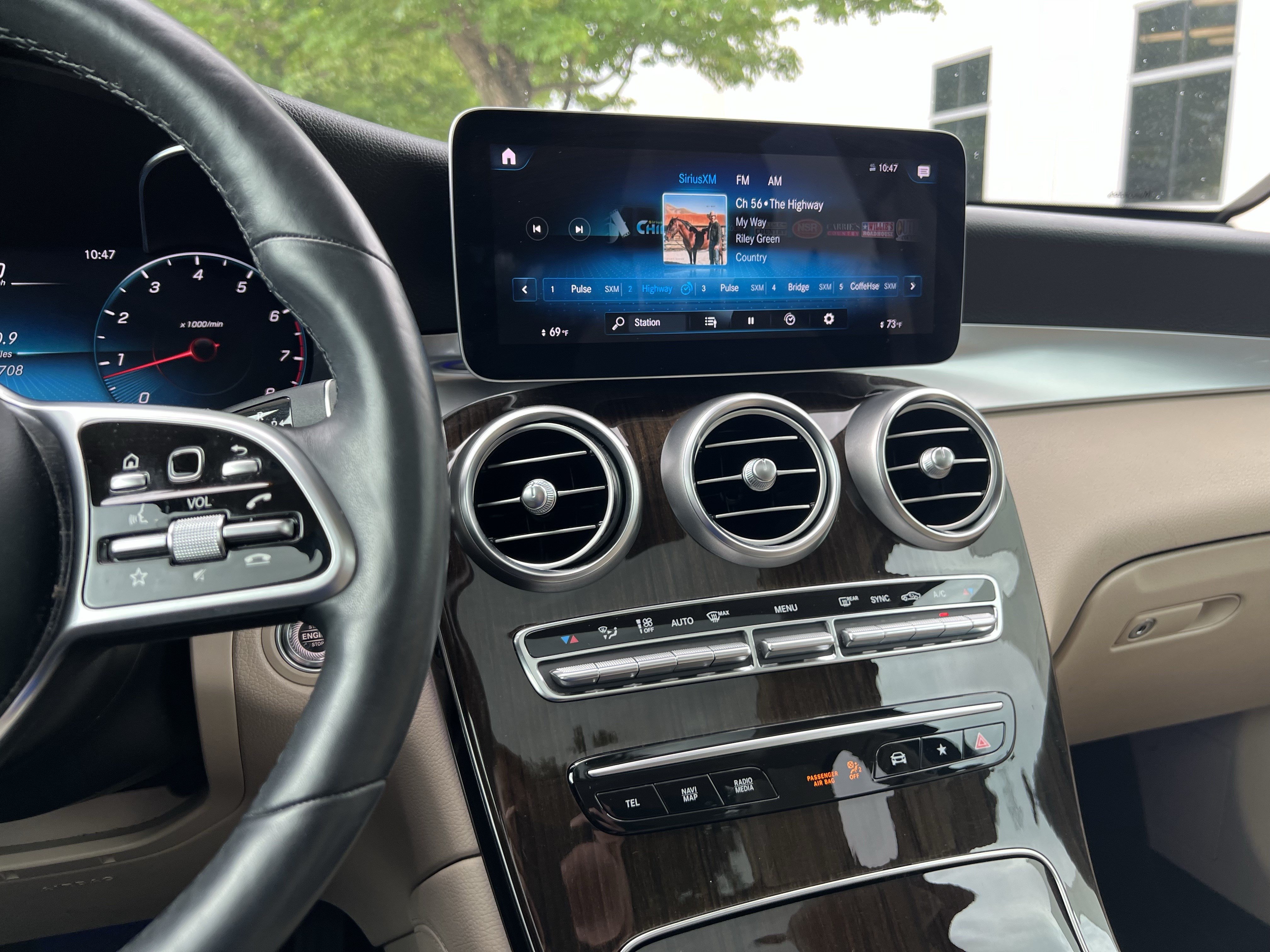 Used 2020 Mercedes-Benz GLC 300 4MATIC image 18