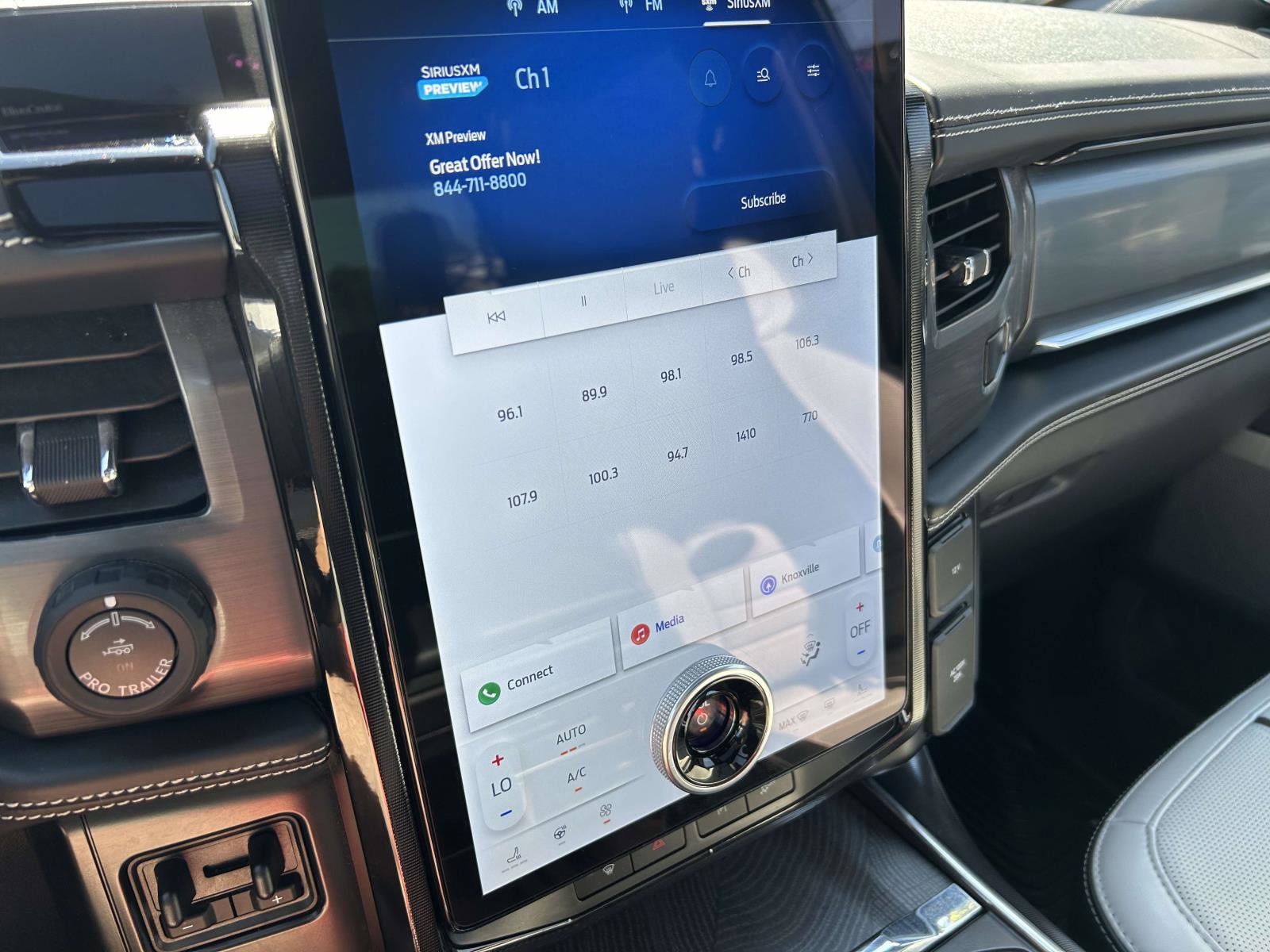 Used 2023 Ford F150 Lightning Platinum image 25