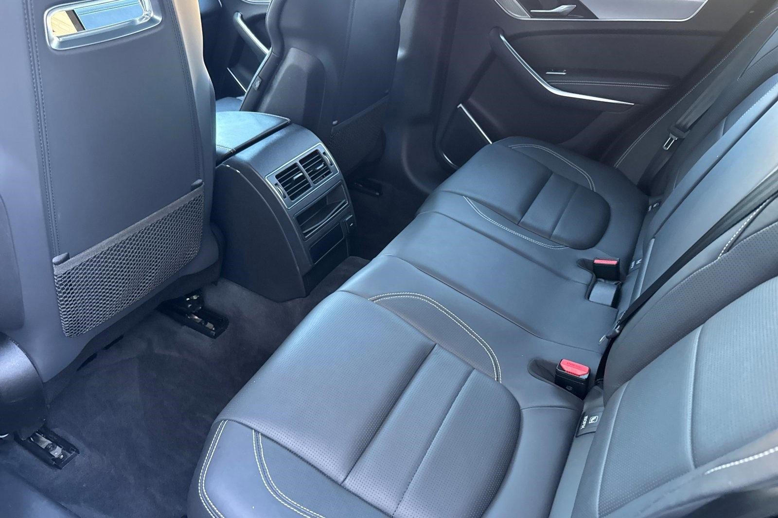 Used 2023 Jaguar F-PACE R-Dynamic S image 26