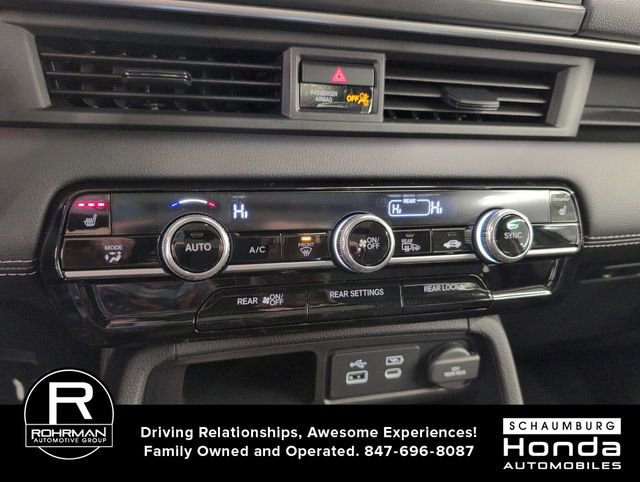 New 2025 Honda Pilot Touring image 9