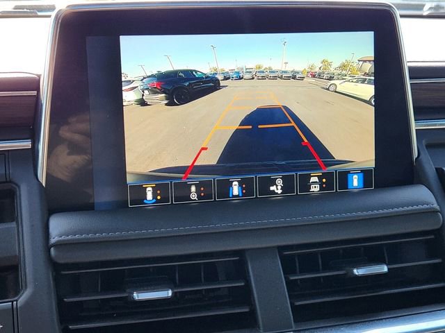 Used 2023 Chevrolet Suburban Z71 w/ Luxury Package image 31