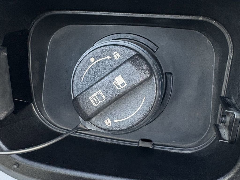 Used 2021 Kia Seltos EX image 31