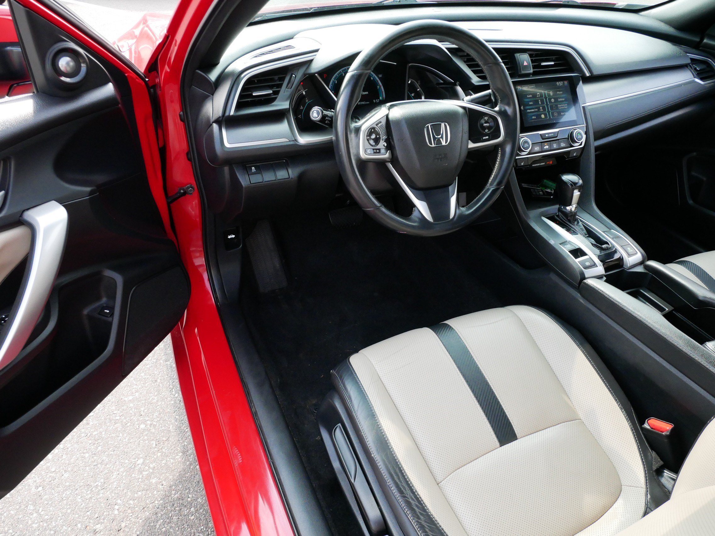 Used 2016 Honda Civic EX-L image 10