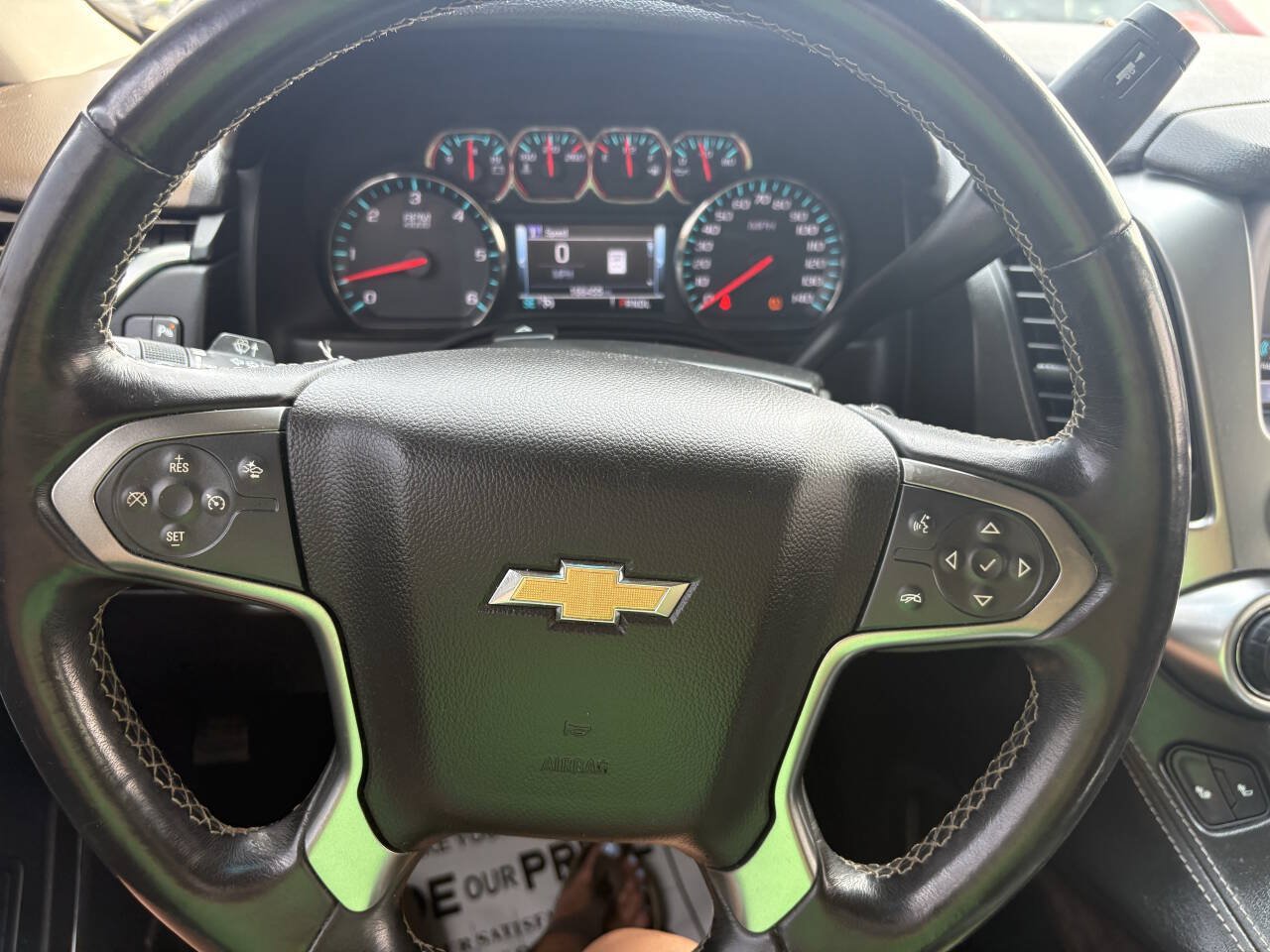Used 2020 Chevrolet Suburban LT RWD image 29