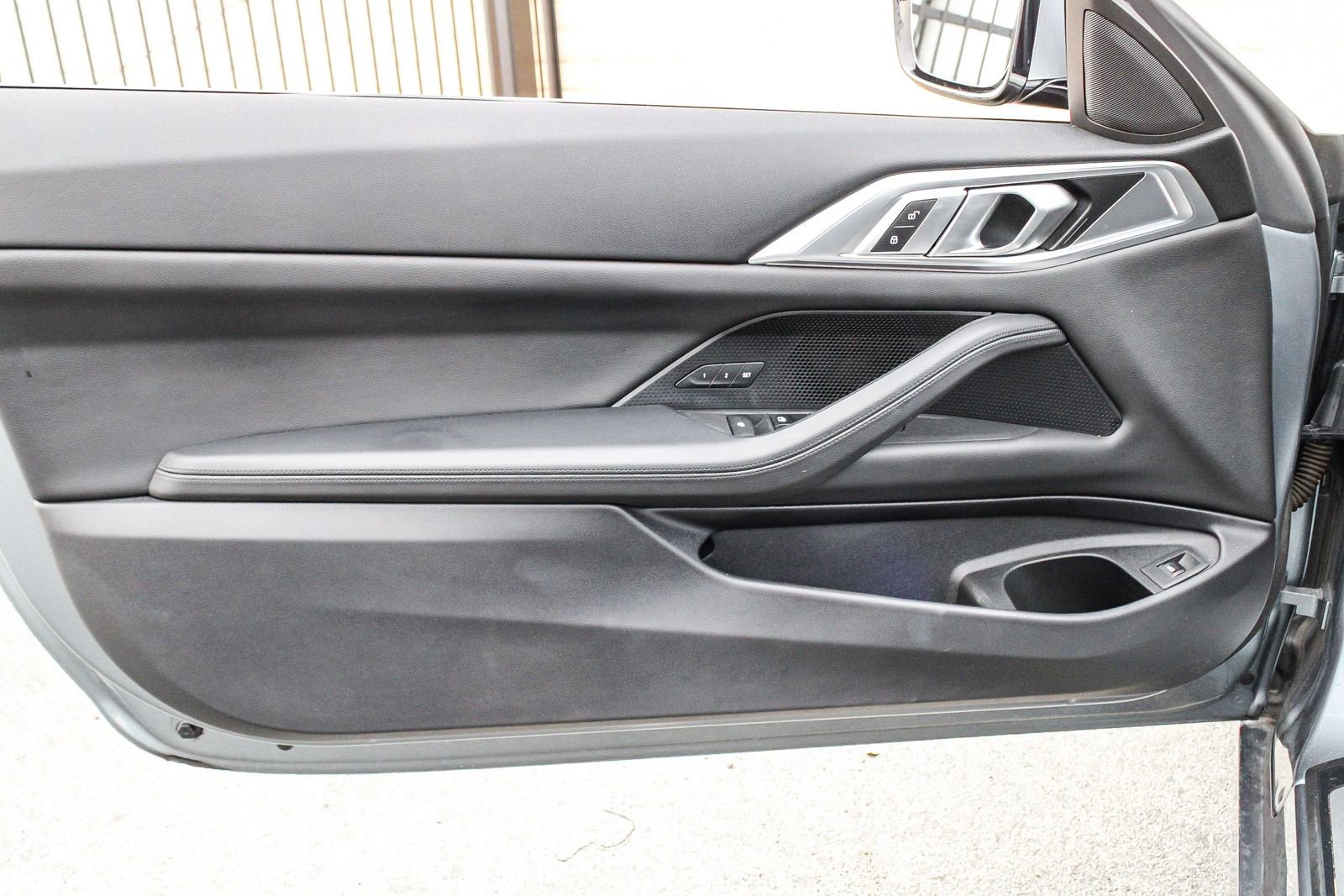 Used 2021 BMW 430i Convertible w/ Convenience Package image 24