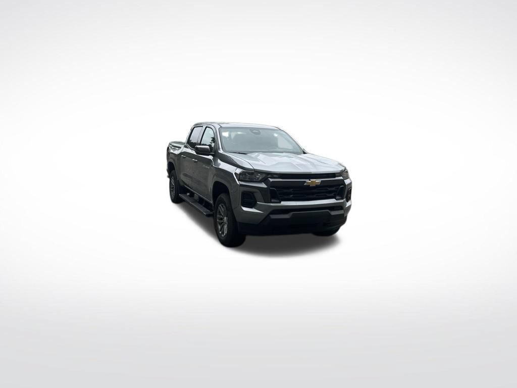 Used 2025 Chevrolet Colorado LT AWD/4WD image 5