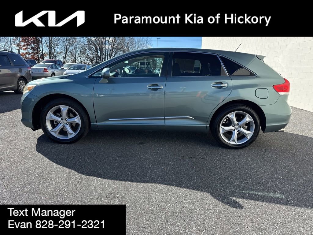 Used 2011 Toyota Venza AWD image 4