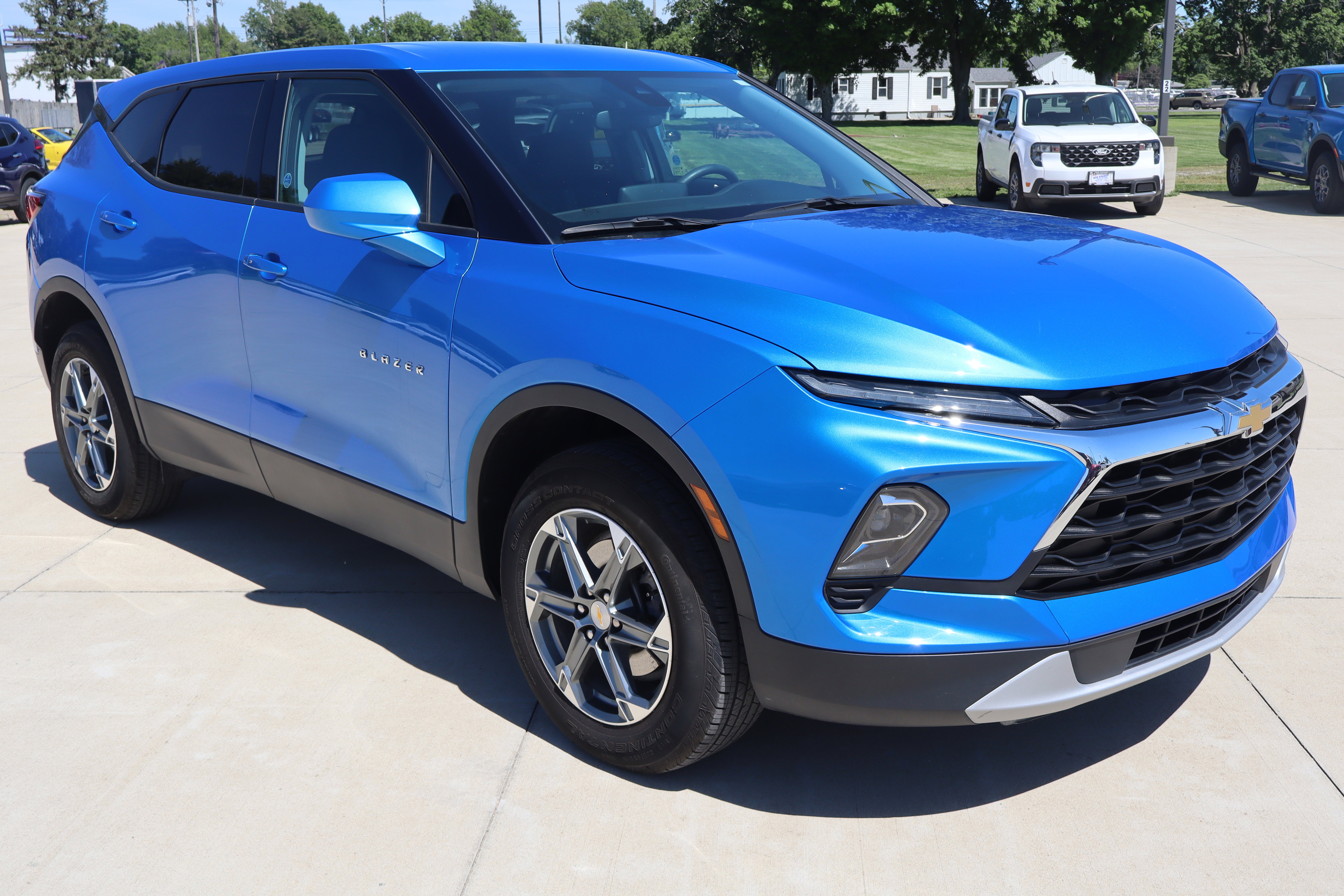 Used 2024 Chevrolet Blazer LT w/ LPO, Floor Liner Package FWD image 4