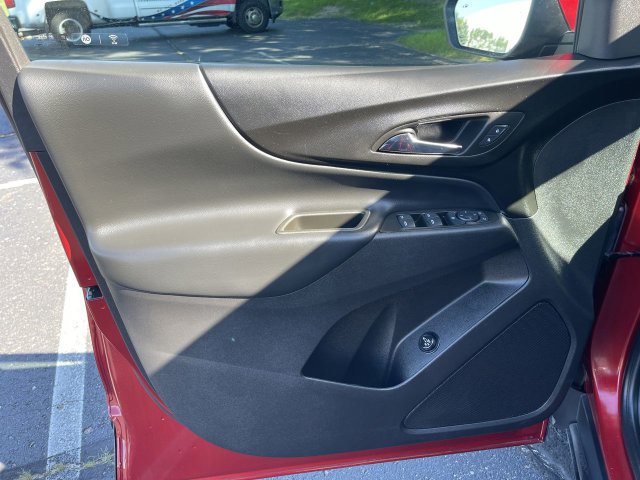 Used 2024 Chevrolet Equinox LT w/ LPO, Floor Liner Package FWD image 22