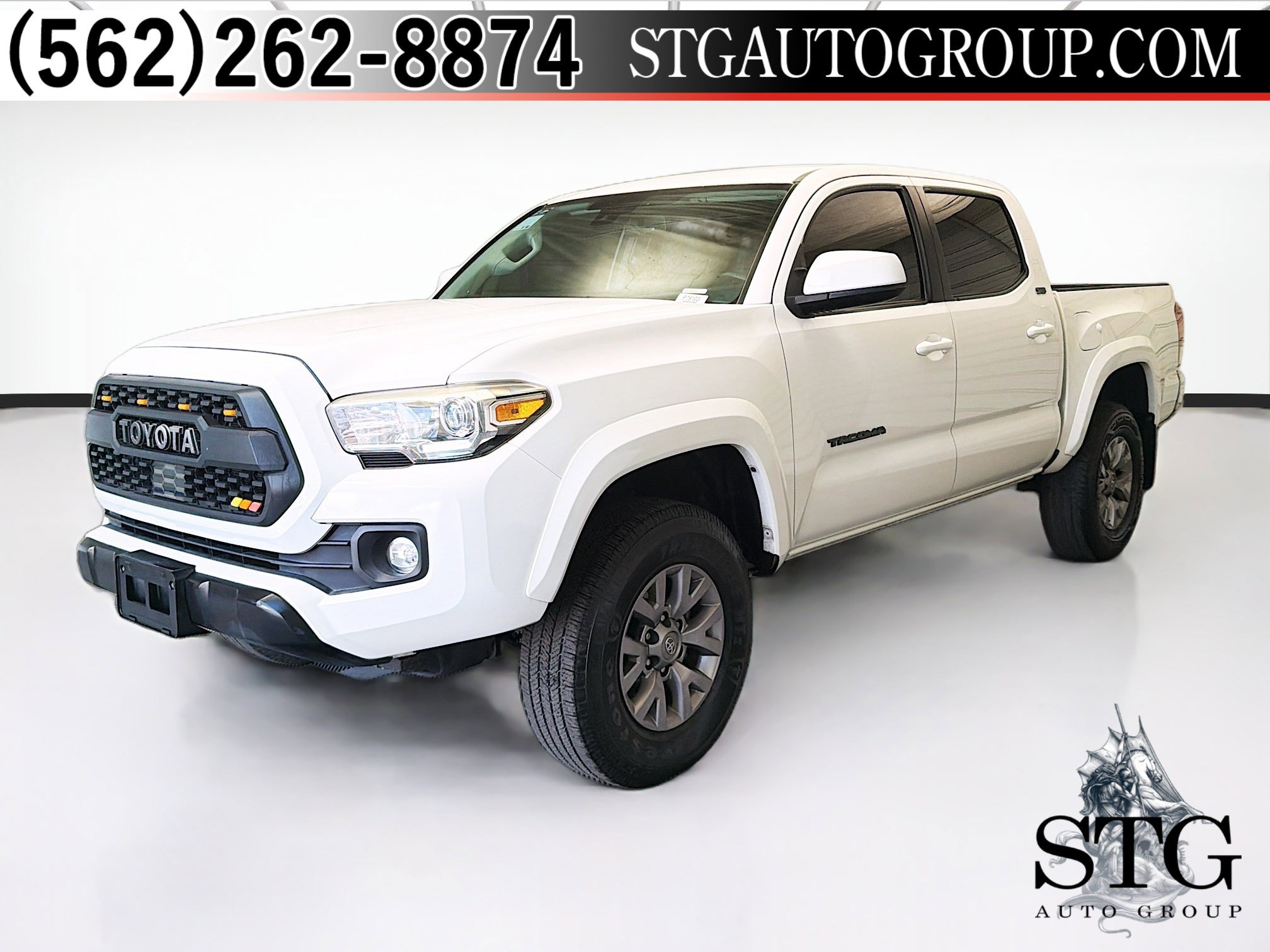 Used 2018 Toyota Tacoma SR5 image 1