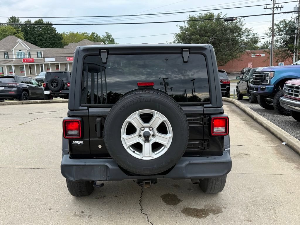 Used 2019 Jeep Wrangler Sport AWD/4WD image 7