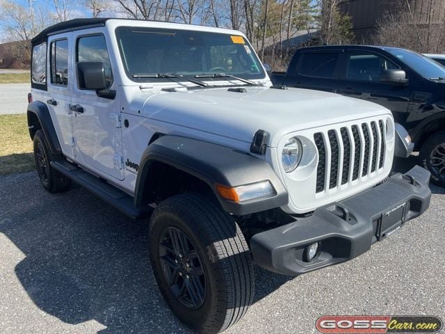 Used 2024 Jeep Wrangler Sport S image 2