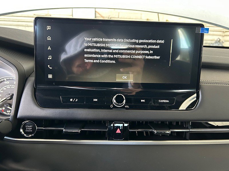 New 2026 Mitsubishi Outlander LE FWD image 21