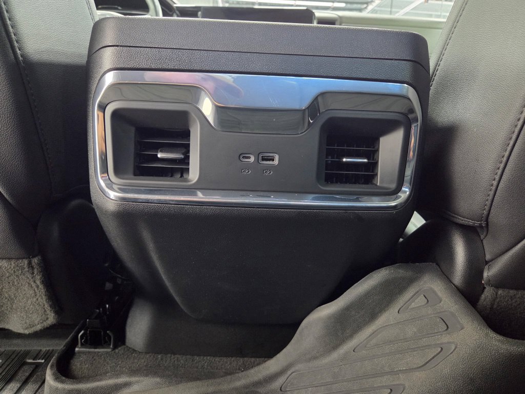 Used 2024 GMC Sierra 1500 Elevation w/ Elevation Premium Package AWD/4WD image 27
