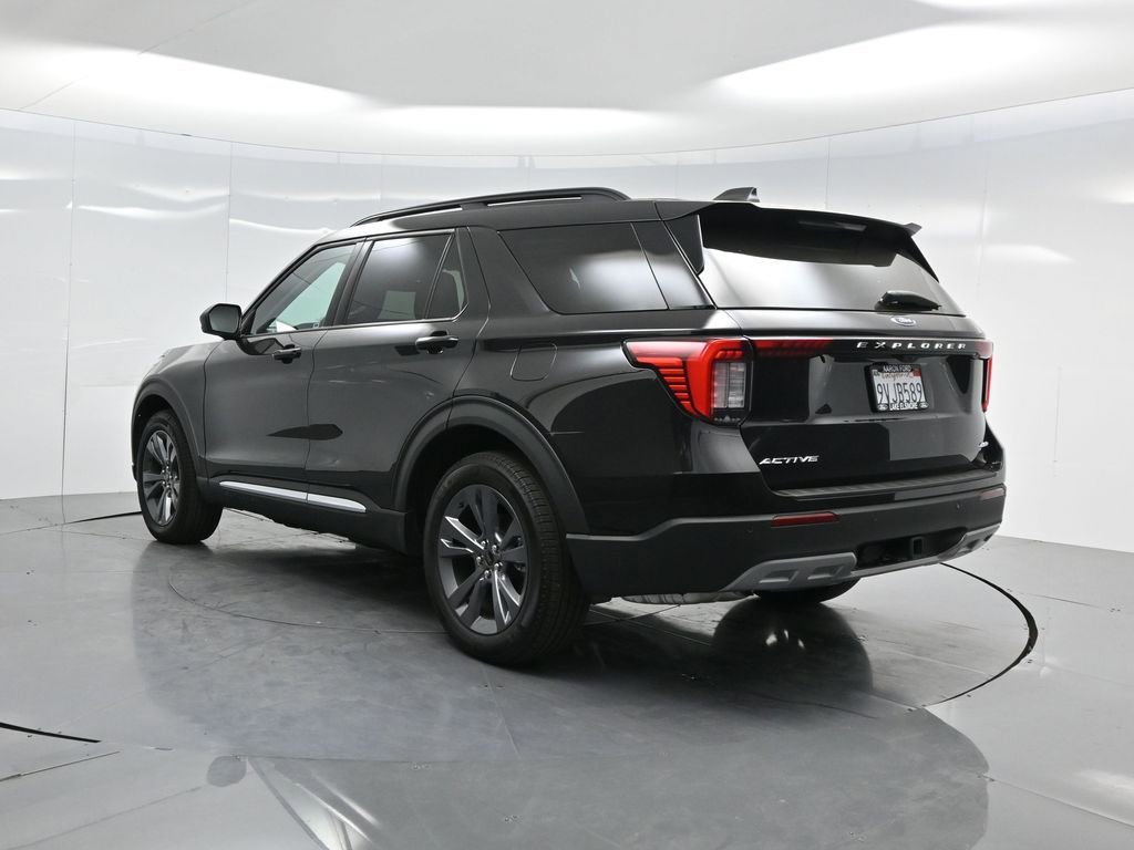 New 2025 Ford Explorer Active w/ Active Comfort Package image 5