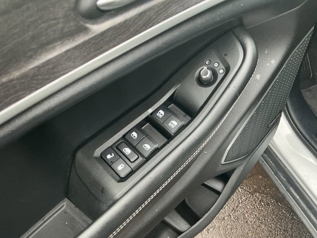 Used 2021 Jeep Grand Cherokee L Limited AWD/4WD image 16
