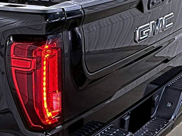 Used 2025 GMC Sierra 1500 Denali Ultimate image 15
