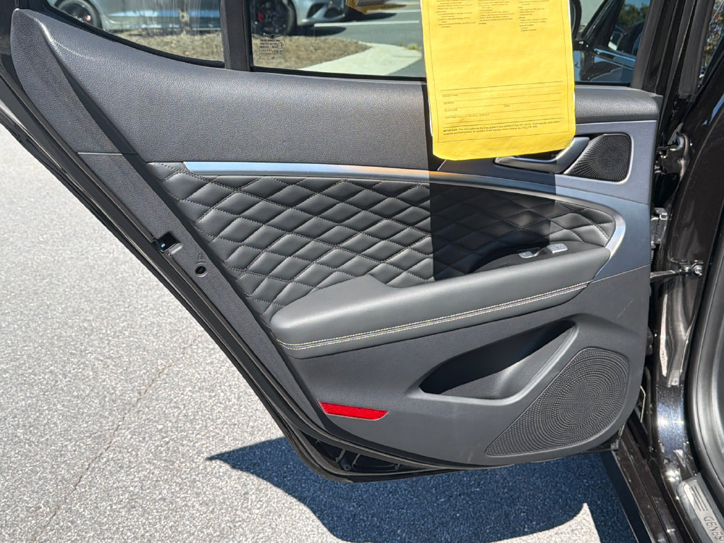 Used 2019 Genesis G70 3.3T Advanced w/ Prestige Package RWD image 23