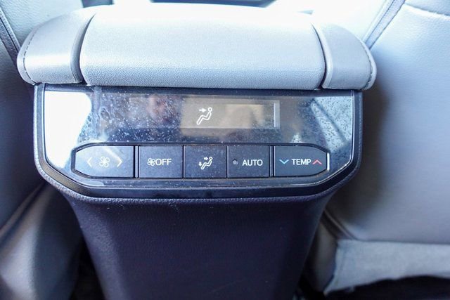 Certified 2023 Toyota Highlander XLE image 37
