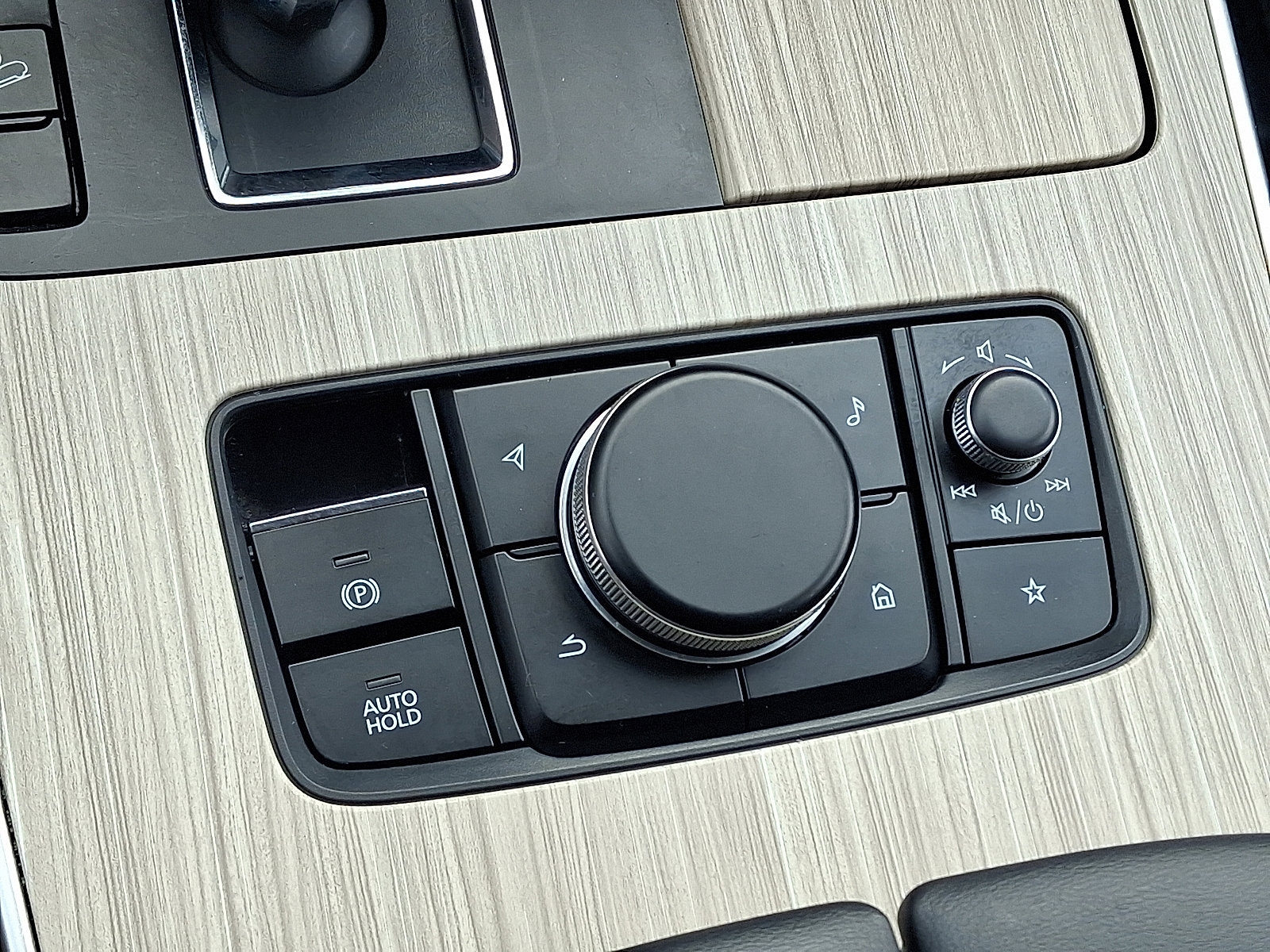 Certified 2024 MAZDA CX-90 Plug-In Hybrid w/ Premium Pkg image 28