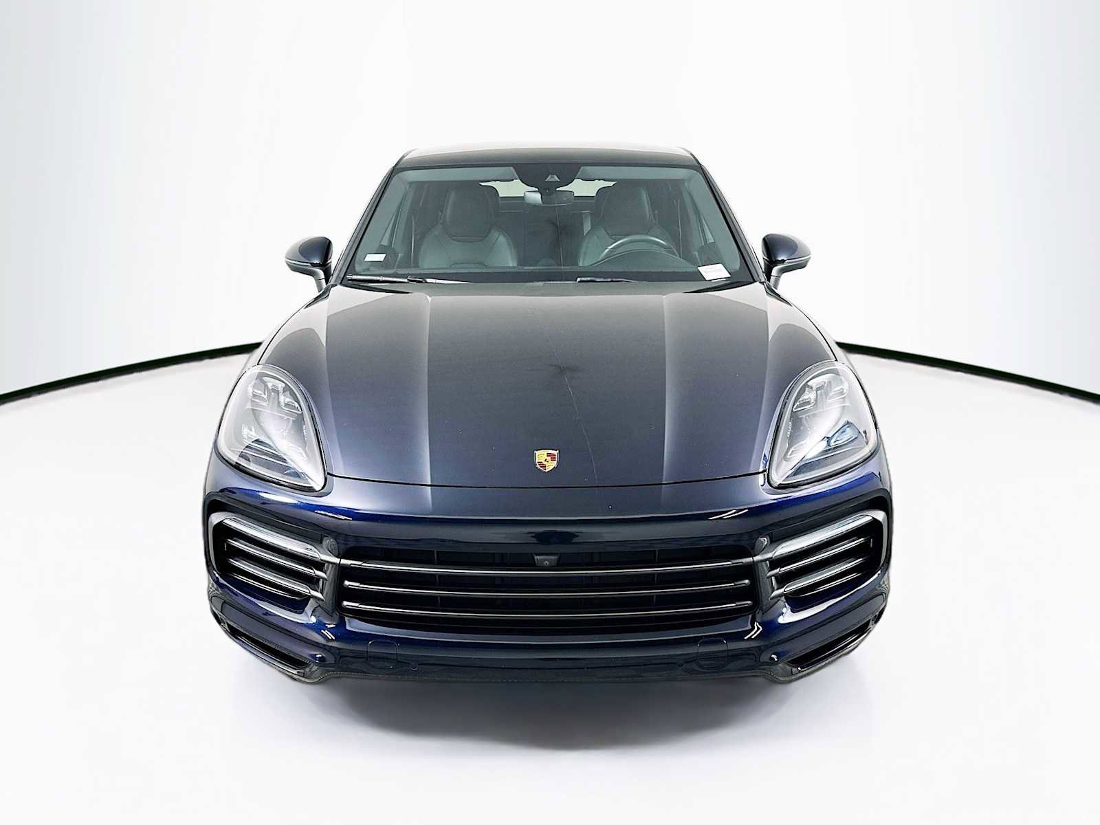 Certified 2022 Porsche Cayenne Platinum Edition image 6