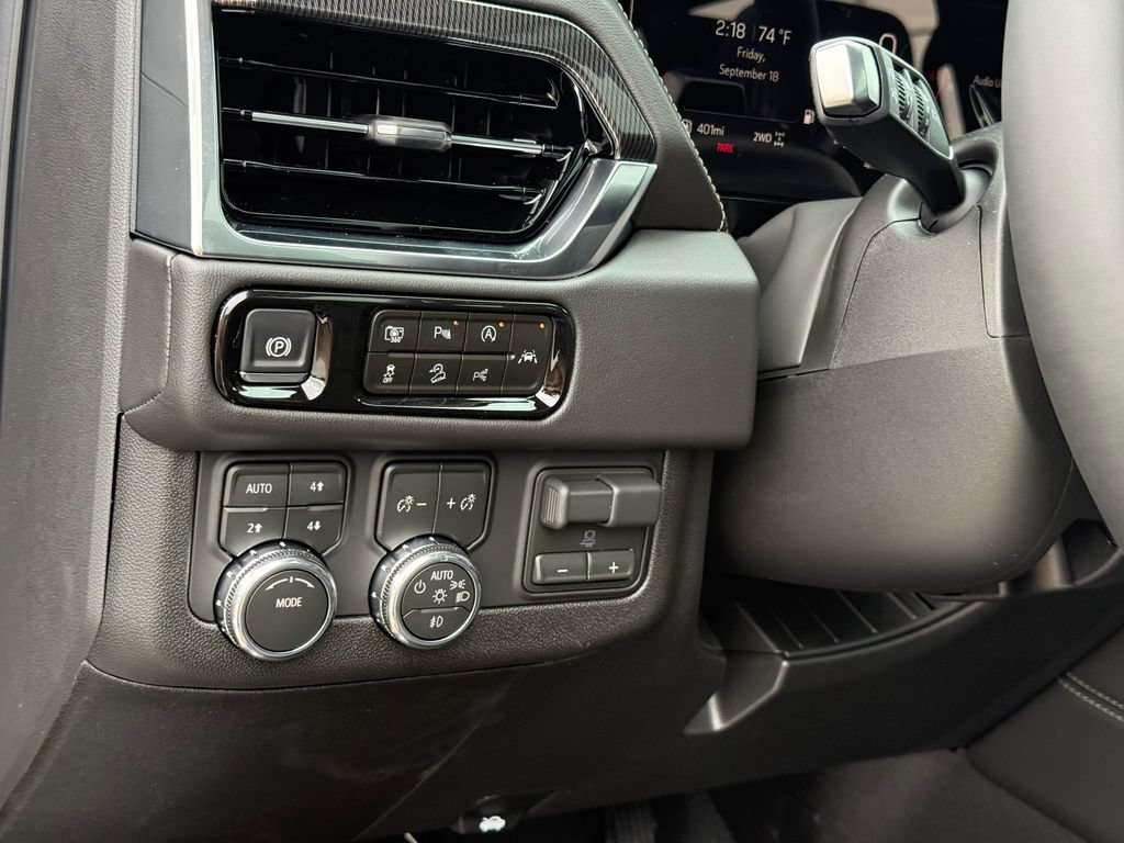New 2026 GMC Yukon XL Elevation w/ Elevation Premium Package AWD/4WD image 14