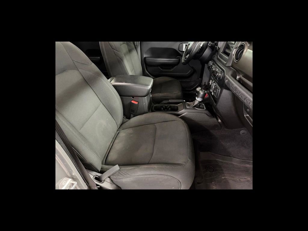 Used 2019 Jeep Wrangler Unlimited Sport S image 18
