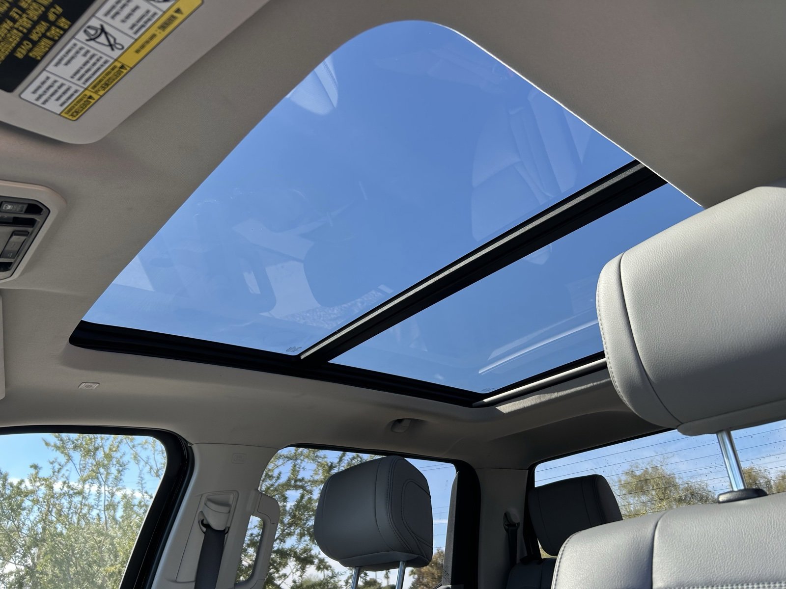 Used 2024 Toyota Tundra Limited image 12