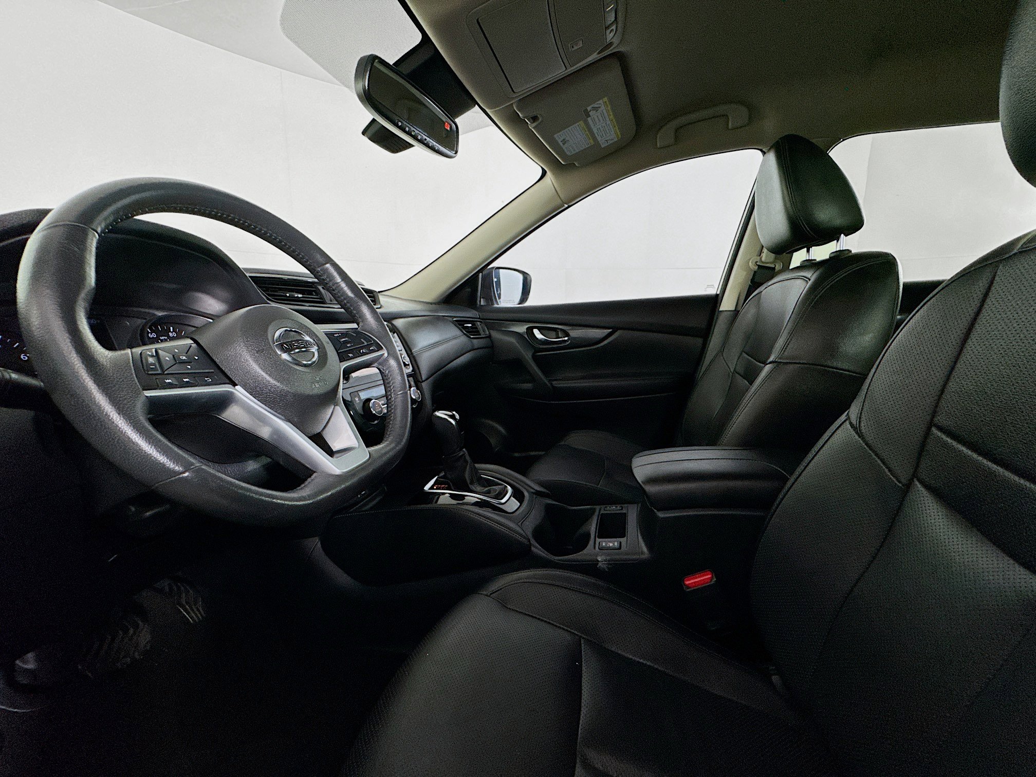 Used 2017 Nissan Rogue SL image 21