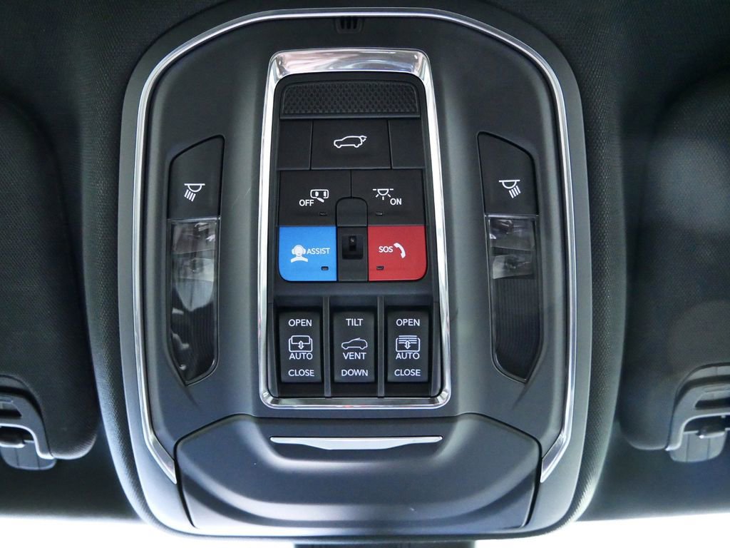 Used 2024 Jeep Wagoneer L Series II image 52